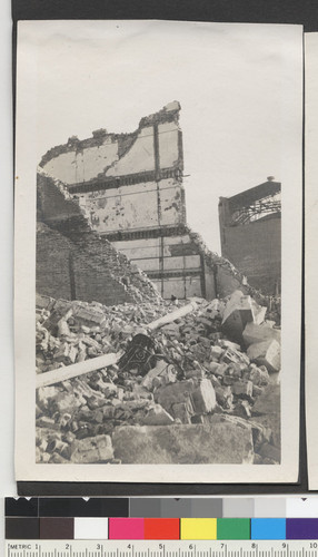 [Ruins of Majestic Theatre, far right. Near Market and Ninth Sts.]