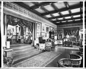 Interior view of the art studio or gallery of the Paul deLongpre residence, Hollywood Boulevard and Cahuenga Avenue, Hollywood, ca.1905