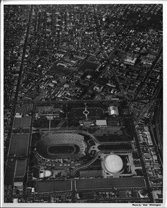Aerial photo facing north over Exposition Park and the University of Southern California (USC) in central Los Angeles