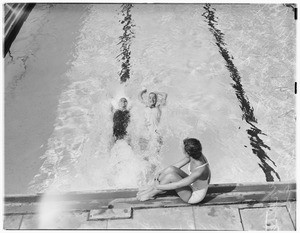 Los Angeles Athletic Club swimmers at Olympic Pool, 1948