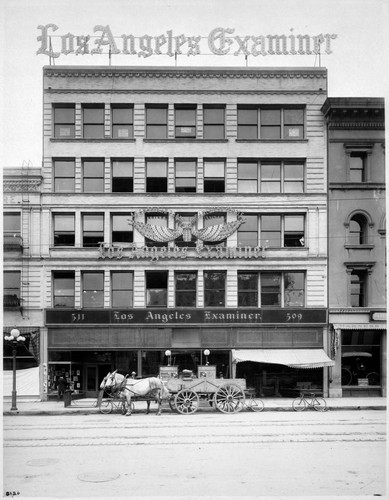 Los Angeles Examiner Building, 509 Broadway, approximately 1906