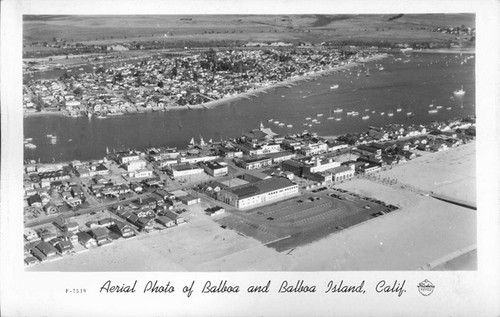 Aerial Photo Photo of Balboa and Balboa Island, Calif