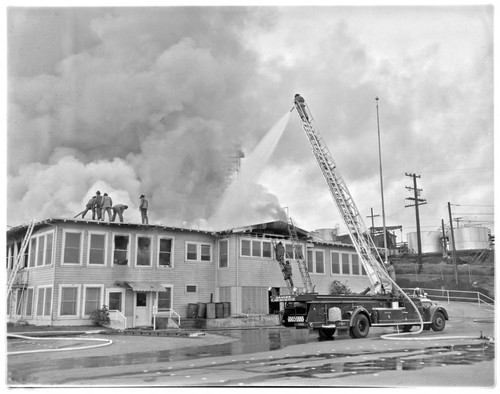 Shell Oil Co. fire, 2080 Obispo Ave