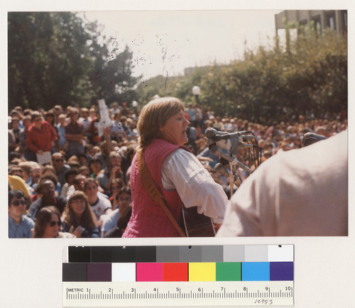 Barbara Dane singing at Free Speech Movement 20th anniversary rally in Sproul Plaza