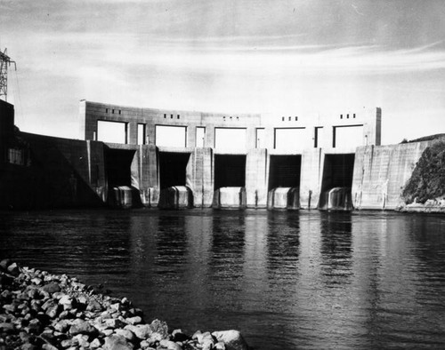 Colorado Aqueduct dam spillway