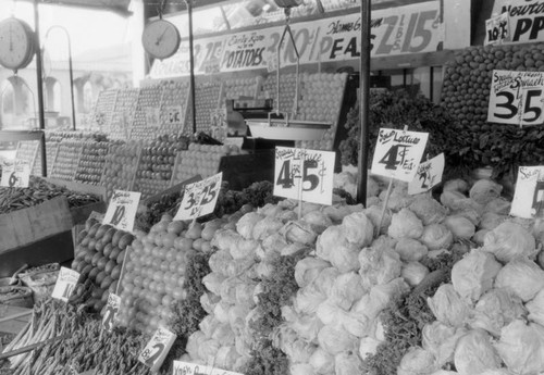Market display of fresh produce