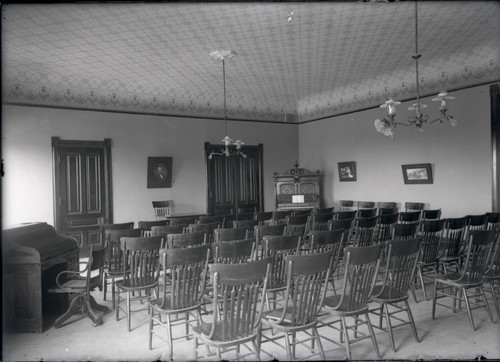 YMCA room in Holmes Hall, Pomona College
