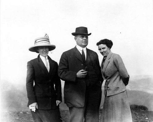 William Coffinberry (center), wife and friend on Sign Hill