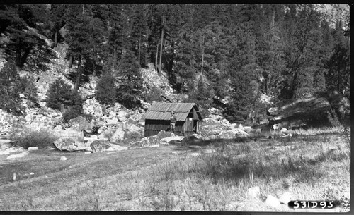 Backcountry Cabins and structures, Kern Hot Springs Cabin, Individual Unidentified
