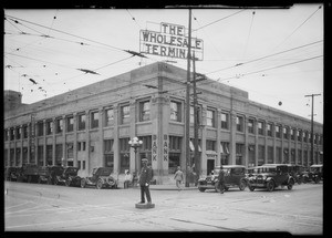 Pacific-Southwest Trust & Savings Bank - Seventh and Central Branch, 700 South Central Avenue, Los Angeles, CA, 1924
