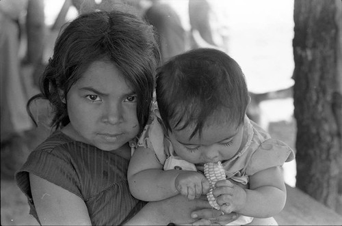 Children in refugee camp, Department of Morazán, 1983