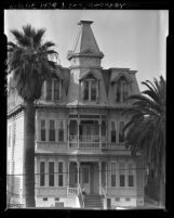 Know Your City No.54 The Rochester, a Victorian apartment house at 1012 W Temple St. Los Angeles, Calif