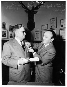 Sheriff gets Italian Medal, 1951