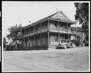 Exterior view of the Oso House in Bear Valley, October, 1935