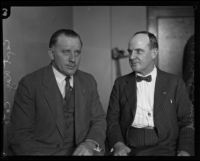 Police Captain E. Raymond Cato and Detective Harry Raymond during the Hickman kidnap and murder trial, Los Angeles, 1928