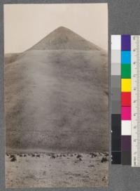 South Slope (foreground), density 0.4. North Slope (middleground), density 0.8. Gold Butte (background), density 0.1. Two sides of canyon running east and west, showing relative densities. The middleground is worth twice as much as the foreground. T.36 R.3 E.P.M, Sec. 30. Havre, Montana