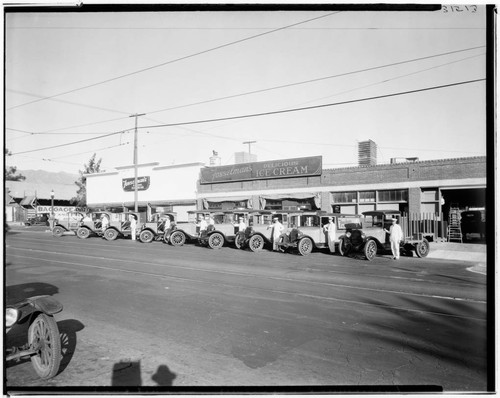 Fosselman Creamery Company, 442 South Fair Oaks, Pasadena. 1928
