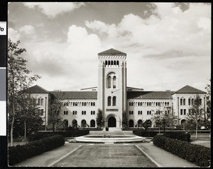 Bovard Administration Building, USC, ca. 1930