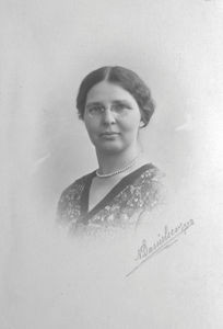 Fru Henriette Lange f. Wynkoop Drury, gift med missionær Knud Lange, Arcot distrikt, Sydindien