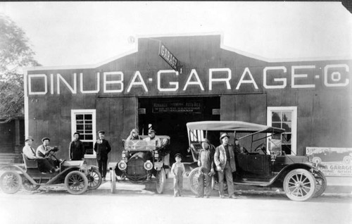 Dinuba Garage Co., Dinuba, Calif., Early 1900s