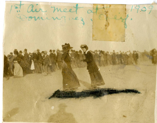 Women at 1910 Air Meet