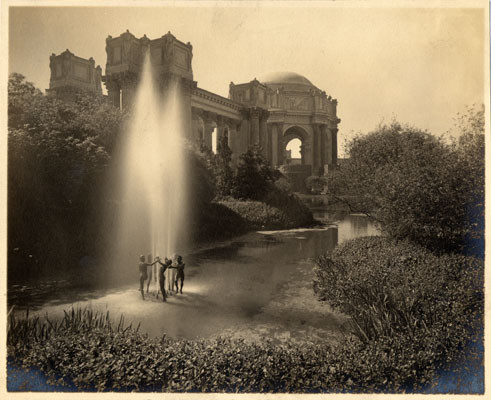 [Wind and Spray at the Panama-Pacific International Exposition]