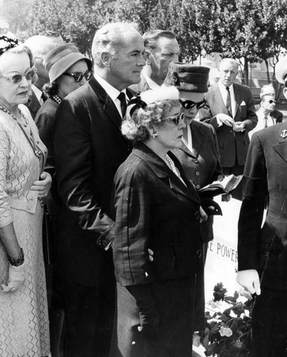 Mary Pickford at Tyrone Power funeral