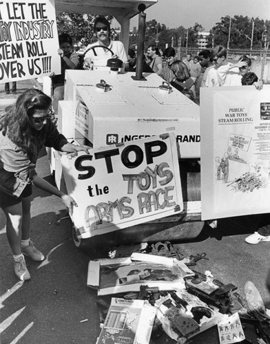 Protest over war toys