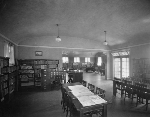 Adult Reading Room, Edendale Branch Library