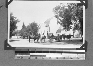 Horse carriage and horsemen at the missionaries' house, Mamre, South Africa, ca. 1930