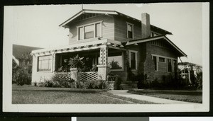 Exterior view of the Joel D. Low residence in Long Beach, October 29, 1931