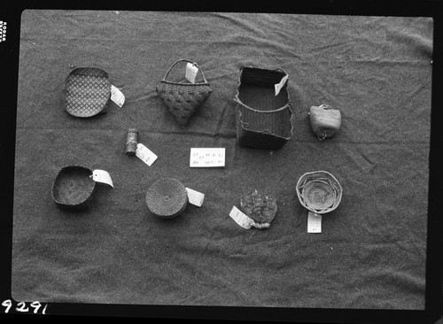 Indian Baskets, Close-up photos with identification numbers