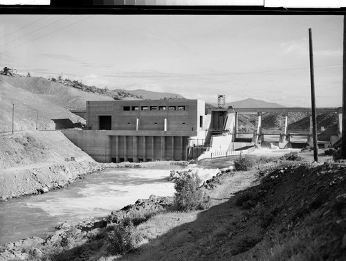 Kennett Dam, Calif