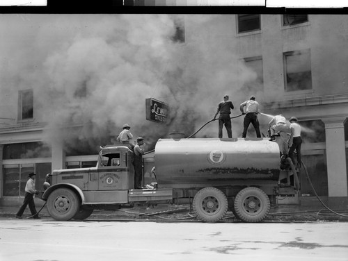 Paul Bunyan Lbr. Co, helping Mt Lassen Hotel Lewis Store fire