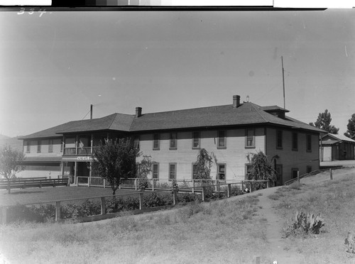 Alpine Hotel