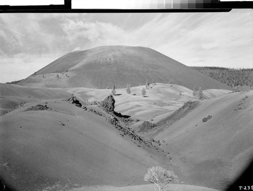 Cinder Cone + Ash Dunes