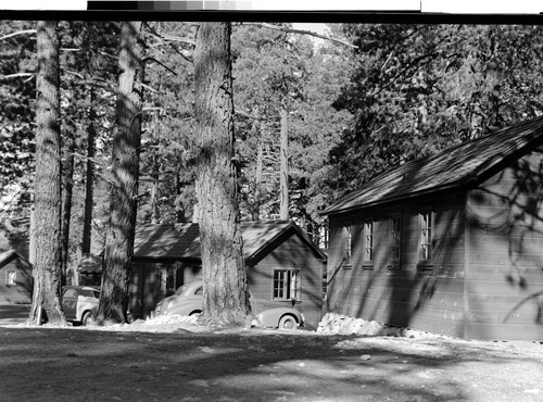 Cabins at Manzanita Lake Lodge