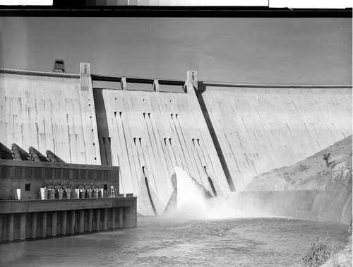 Shasta Dam, Calif