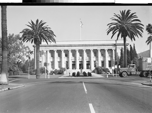 Solano County Court House, Fairfield, Calif