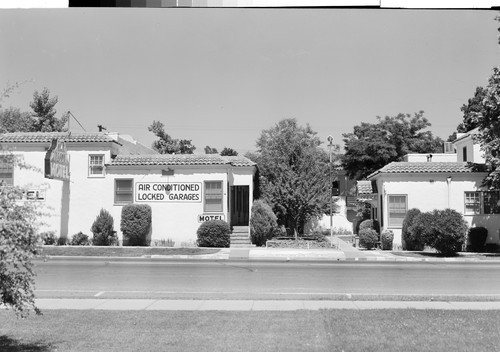 The Mt. Lassen Motel, Red Bluff, Calif