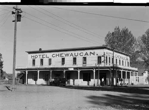 (Hotel Chewaucan) Paisley, Ore