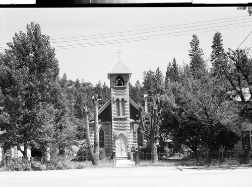 At Fort Jones, Calif