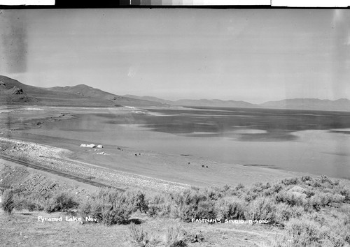 Pyramid Lake, Nev