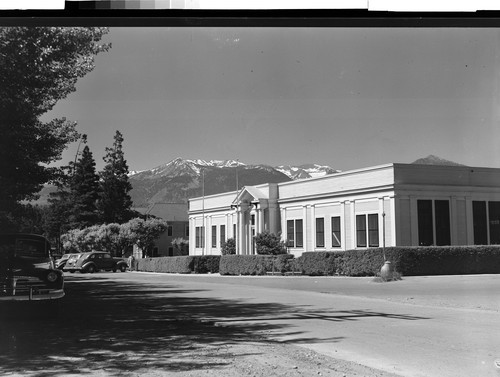 Long Bell Offices, Weed, Calif