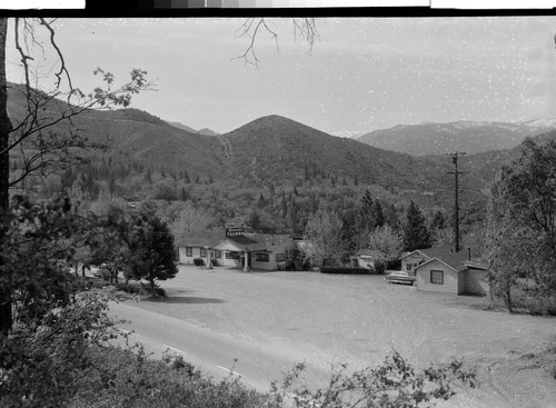 Riverview Tavern, Lakehead, Calif