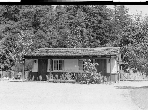 Cummings Lodge, Cummings, Calif