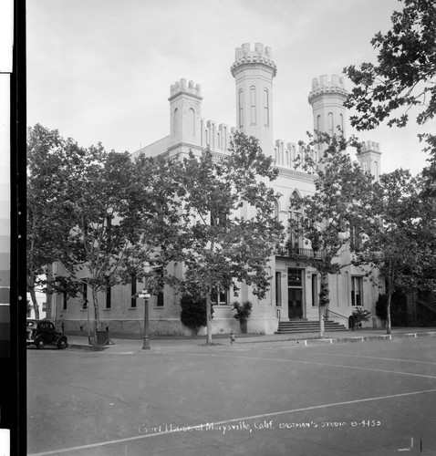 Court House at Marysville, Calif