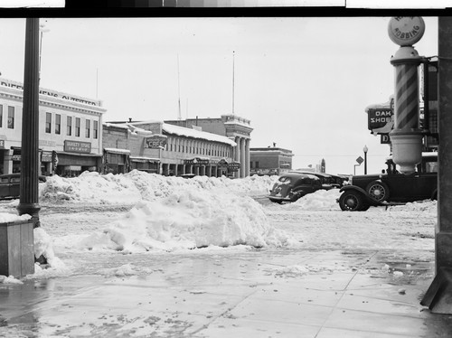 Snow Main St