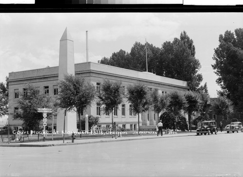 Court House at Klamath Falls, Oregon