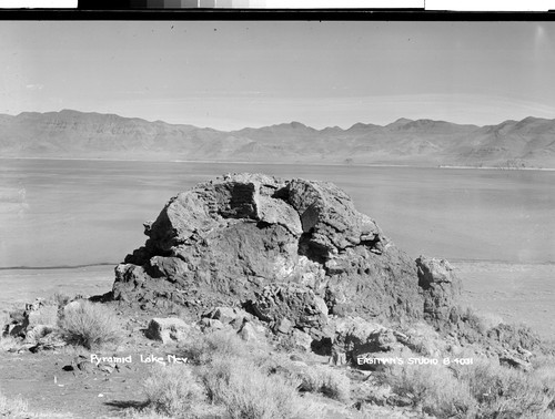 Pyramid Lake, Nev